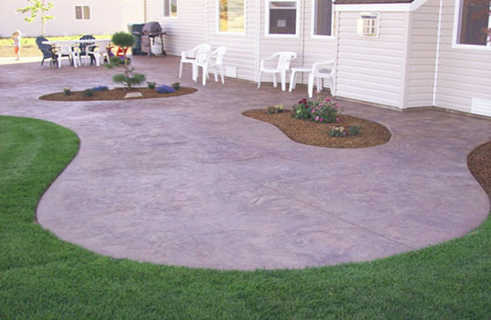 custom pools and spas by greencare.net